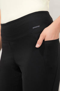 Flaunt Flared Travel Pants - Black thumbnail 4