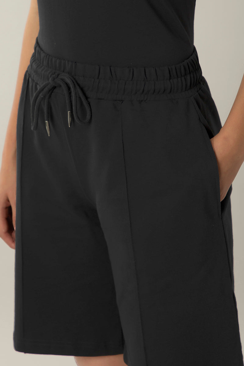 Elements Relaxed Shorts - Black - Image 4 of 5