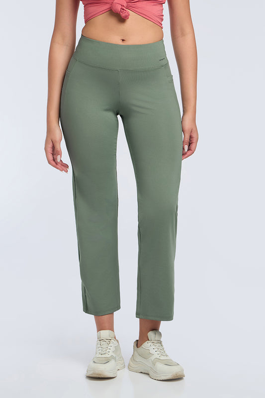 FLAUNT FLARED TRAVEL PANTS - Sea Spray
