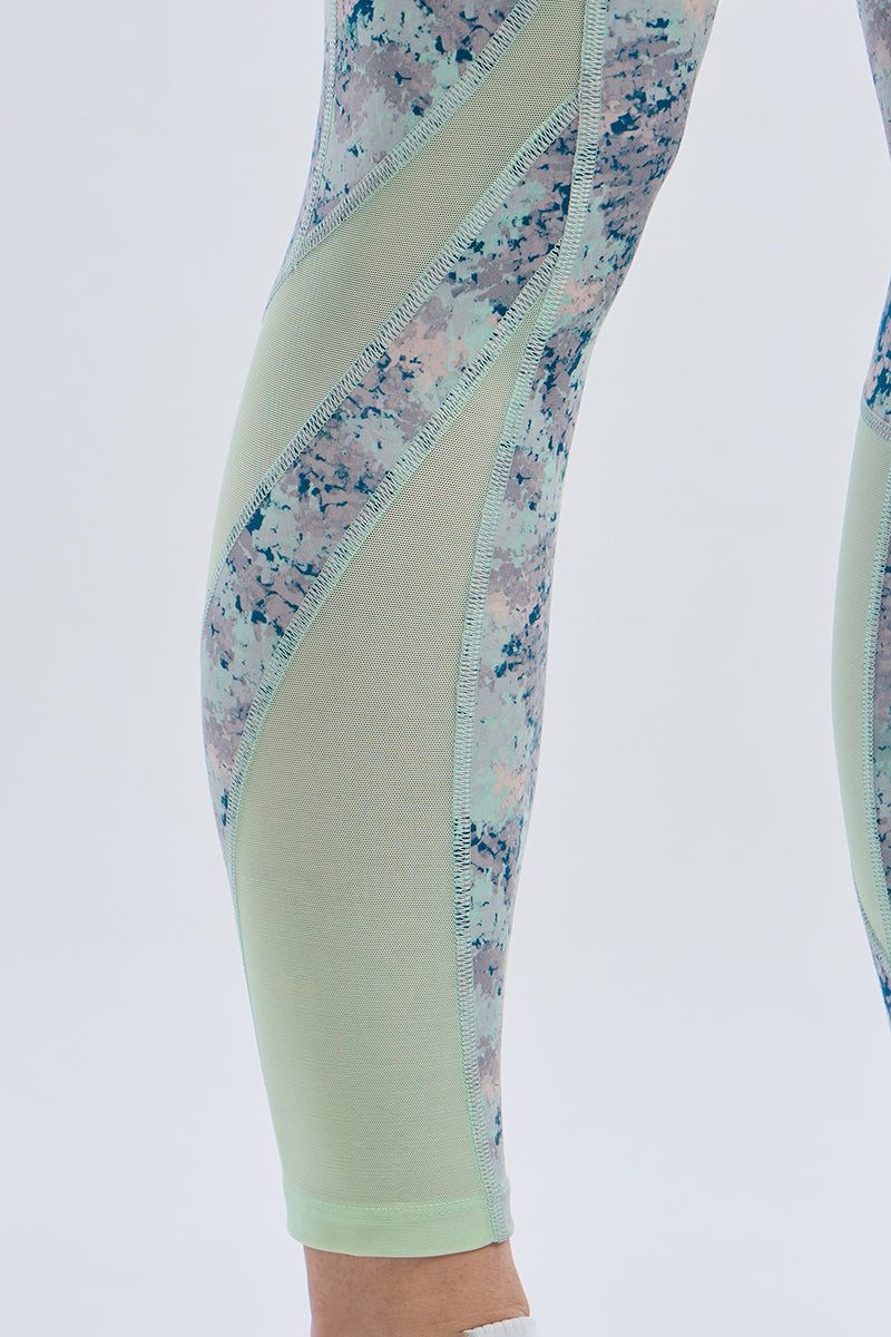 ENERGIZE PANELLED TIGHTS - Blush Drift Print