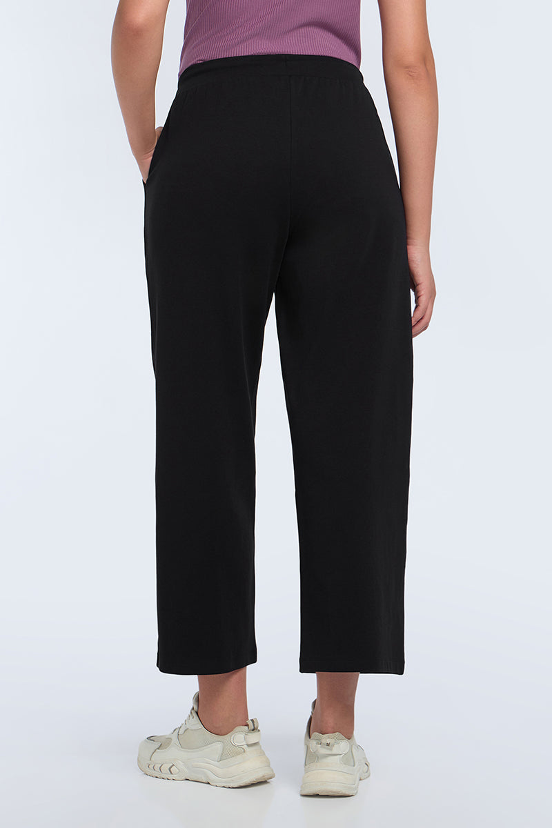 Everyday Flare Pants - Black