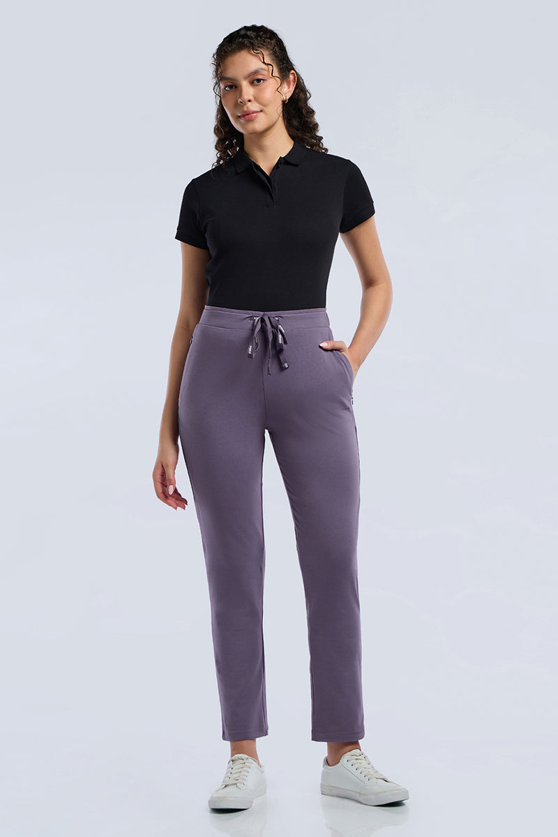 ESSENTIAL RELAXED FULL LENGTH PANTS - Mulled Grape