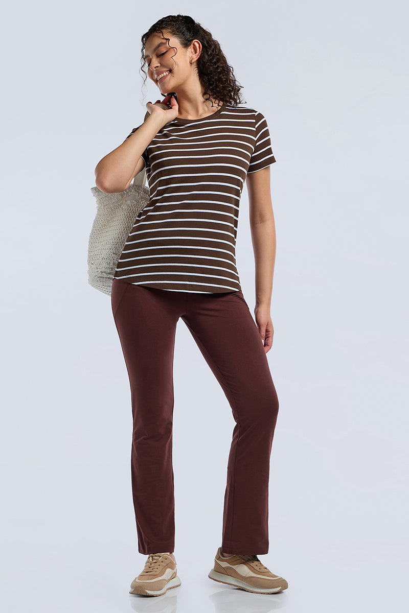 ESSENTIAL STRIPE TEE - Shaved Chocoloate Stripes