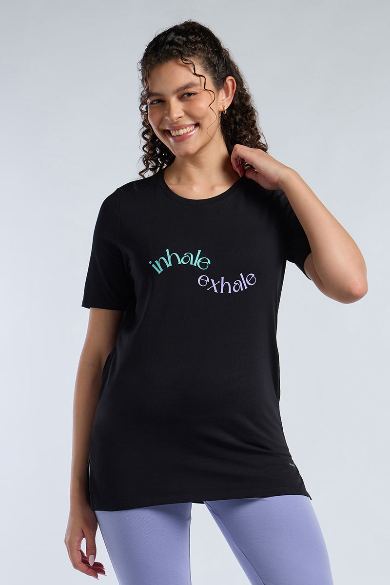 Easy Wear Tee - Black Base - Image 3 of 7