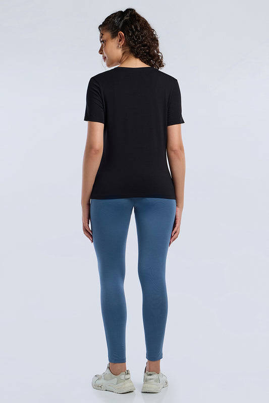 ESSENTIAL V-NECK PRINTED TEE - Black Base
