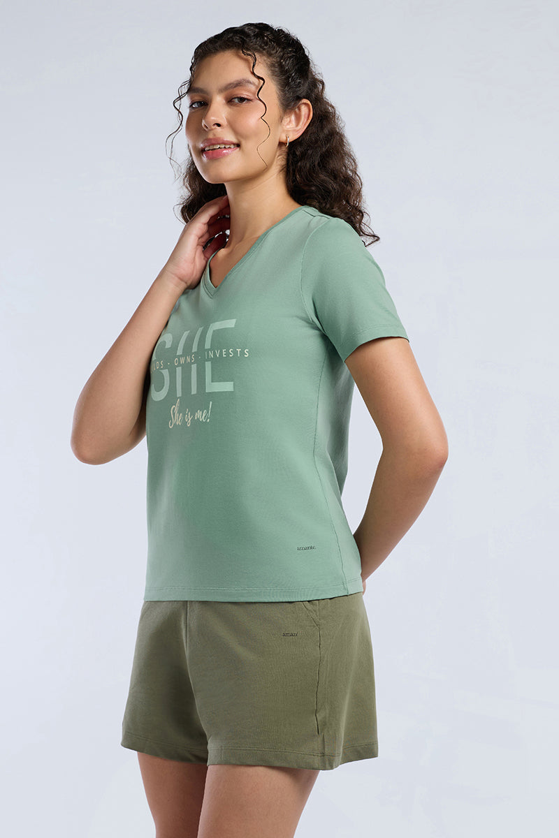 ESSENTIAL V-NECK PRINTED TEE - Granite Green Base - Image 3 of 6