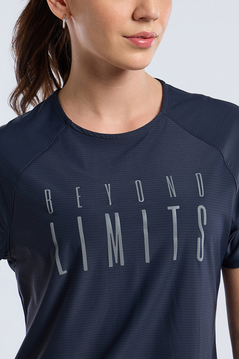 Full mesh workout tee - Dark Grey Base - Image 4 of 7