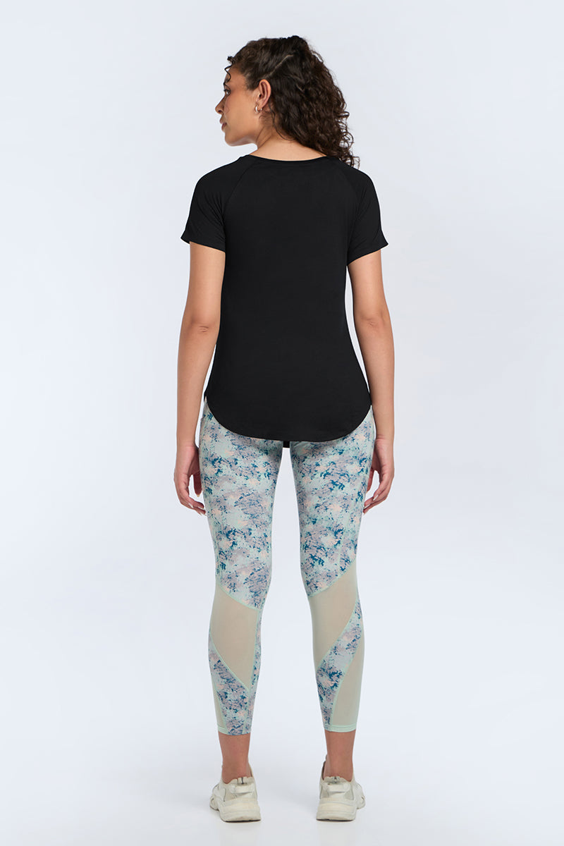 Easy Curve Tee - Black - Image 1 of 7