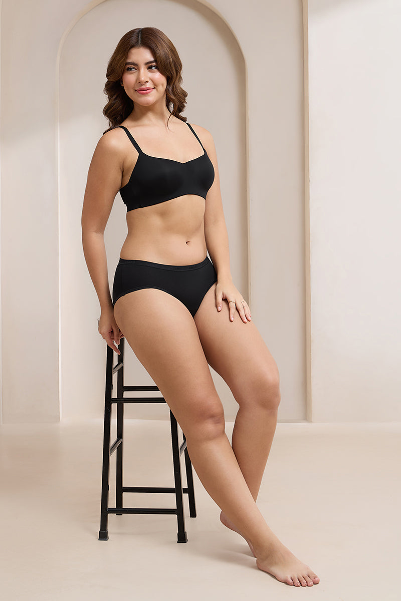Bare’d Scoop Lift Padded Non-Wired Bra - Black - Image 5 of 5
