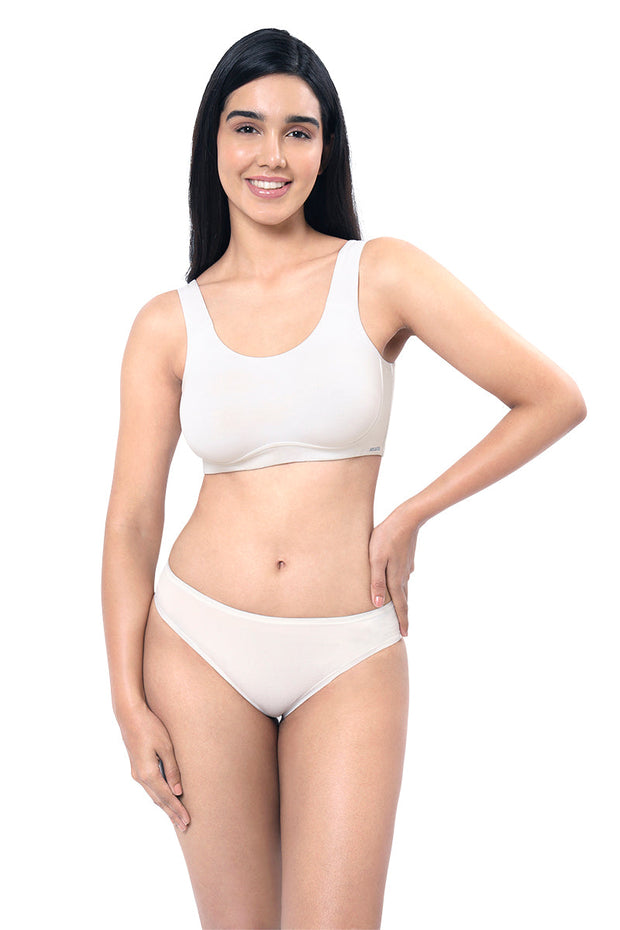 All Day Lounge Solid Non Padded Non-Wired Bra - White