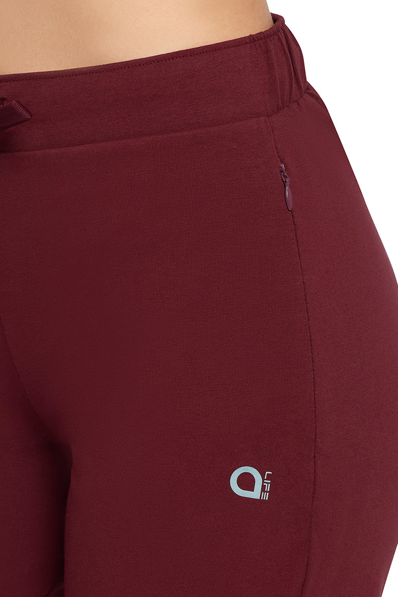 Essential Relaxed Full Length Pants - Pomegranate