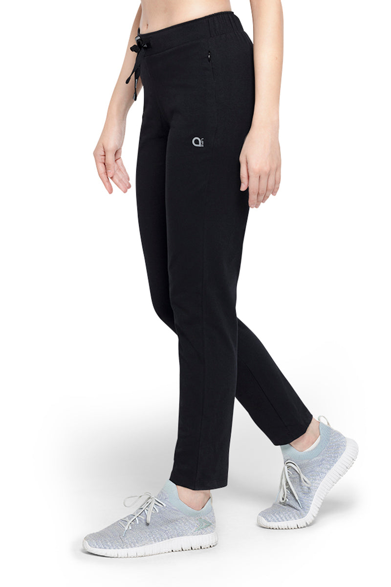 Essential Relaxed Full Length Pants - Black